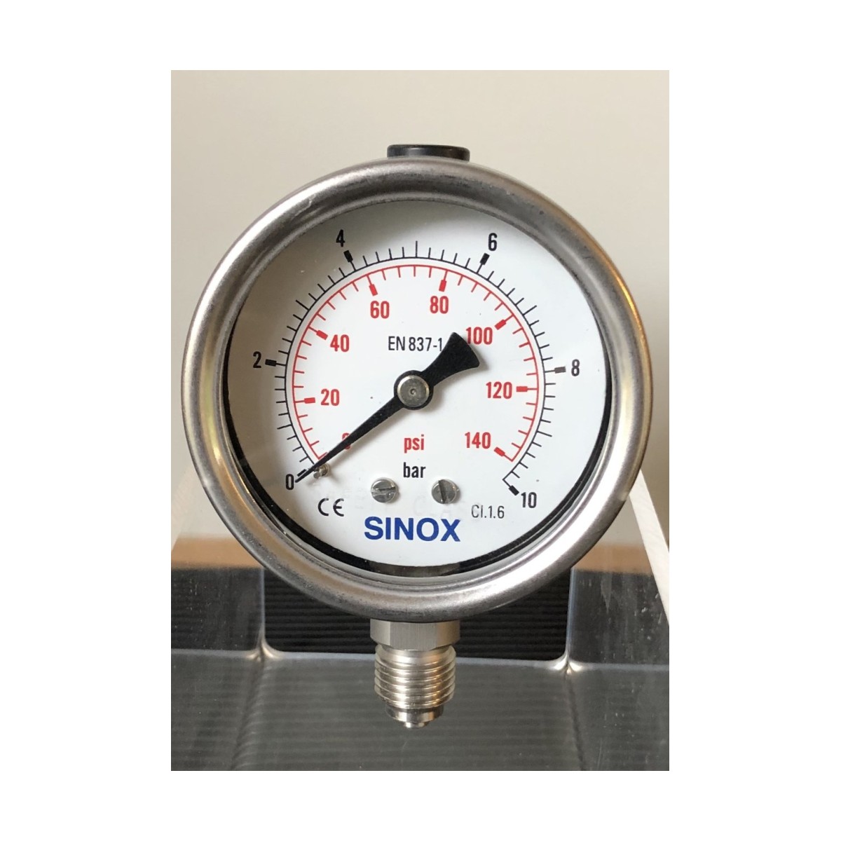 SINOX komple paslanmaz 63 mm alttan çıkışlı manometre